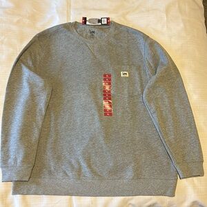 Men’s Lee pocket sweatshirt, XL, new with tags